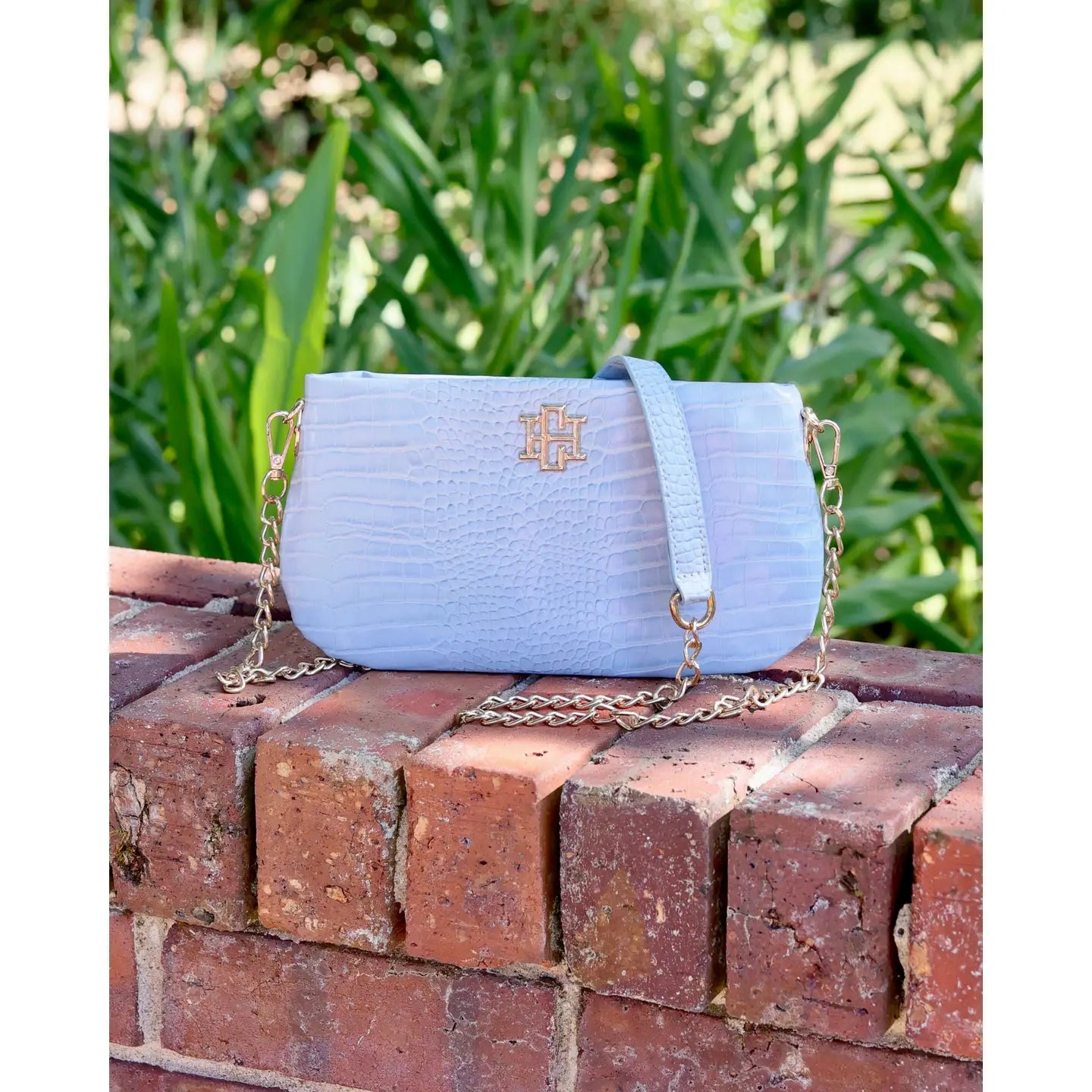 Livi Crossbody