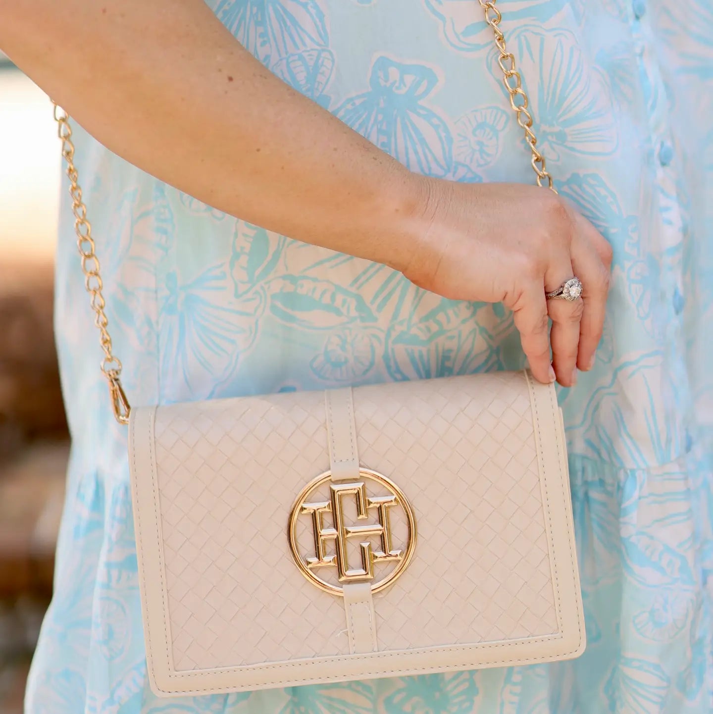 Cecilia Circle Logo Handbag Woven - Almond
