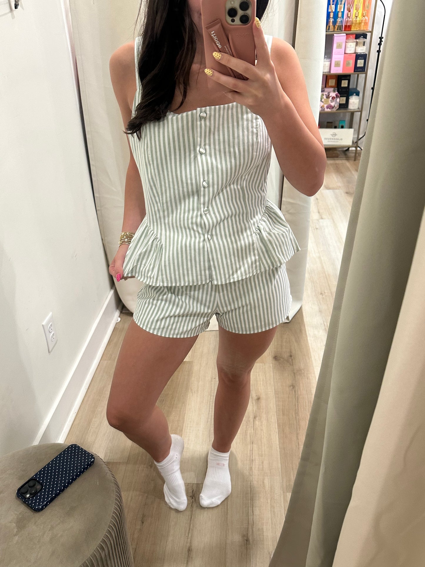 The Lola Set