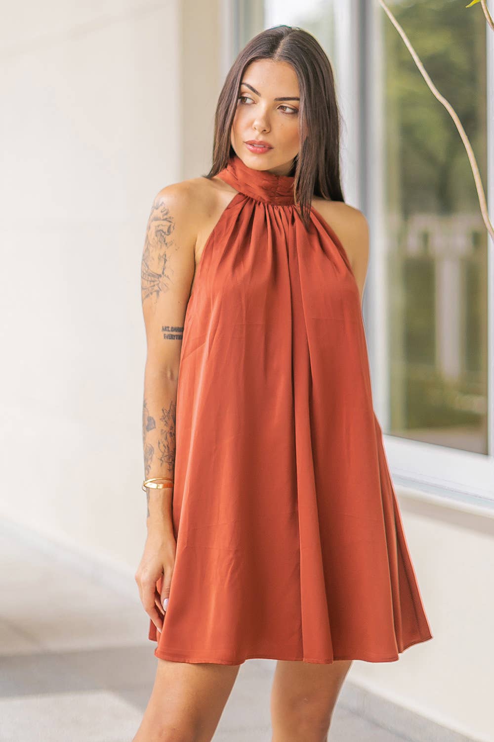 Strut & Bolt - Mock Neck Halter Satin Mini Dress: Champagne / L