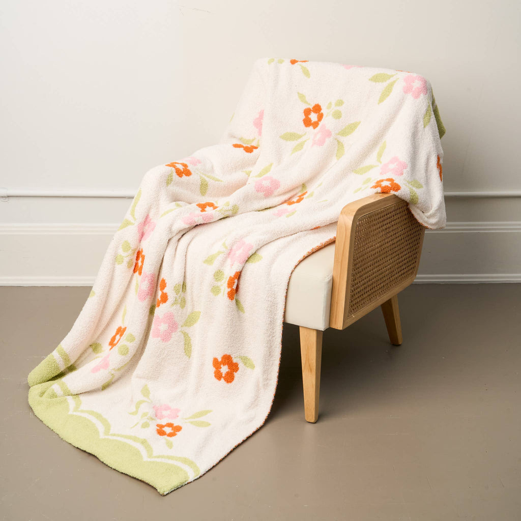 The Darling Effect - Cozy Dreams Luxe Blanket-Scalloped Floral Pink