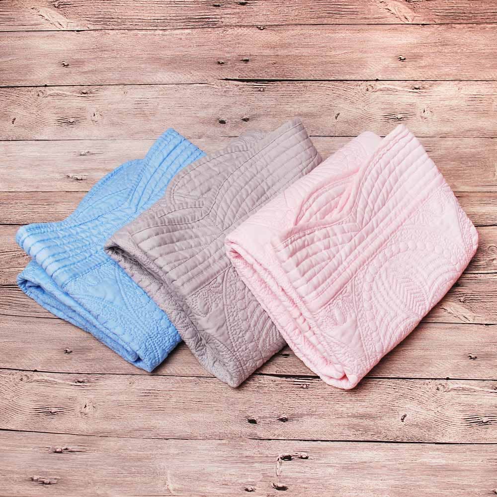 Zsa Zsa & LoLLi Monogram Blanks - Heirloom Quilt - Baby Quilt Blanket Swaddle Monogram: White