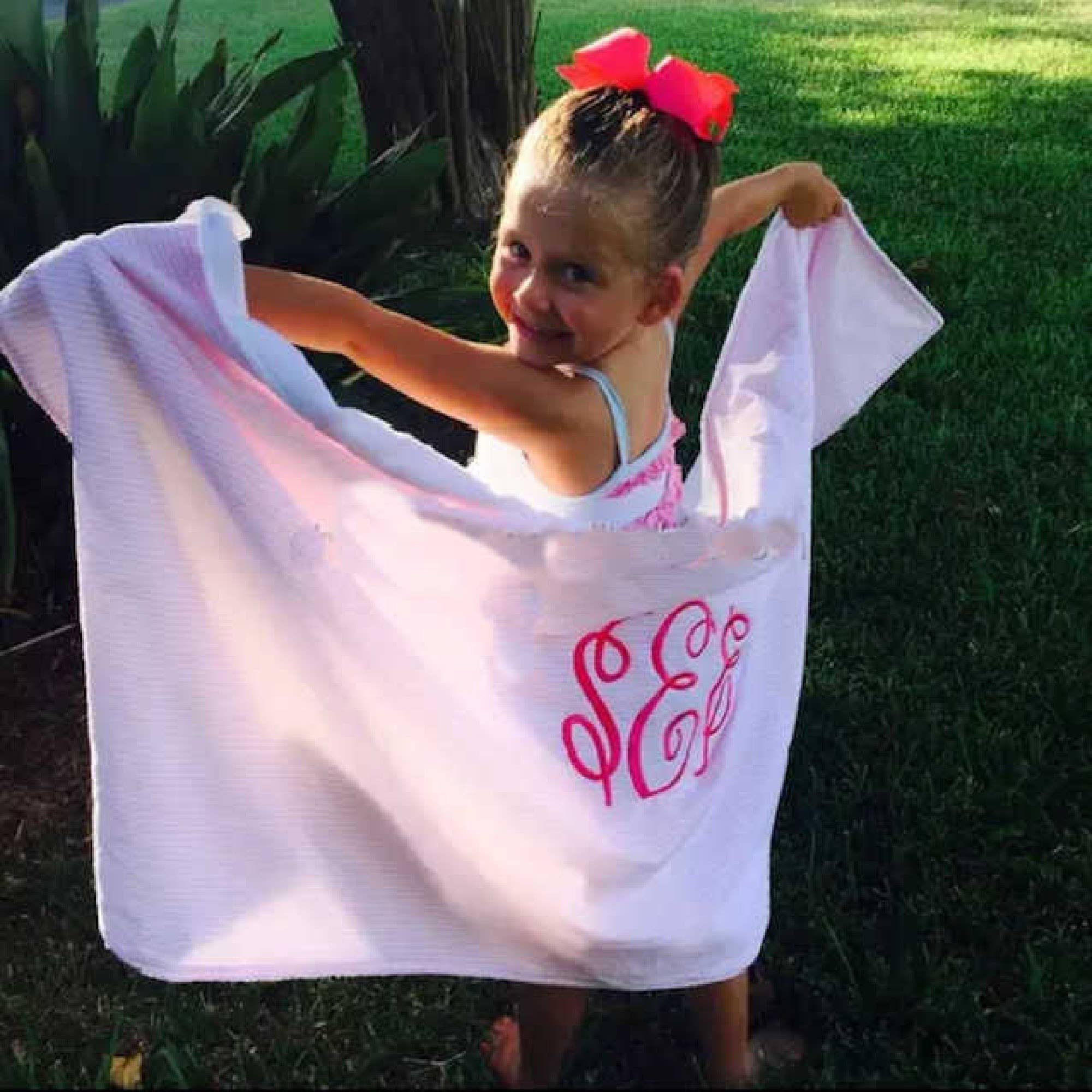 Zsa Zsa & LoLLi - Beach Towel, Seersucker, Monogram, Embroidery: Blue