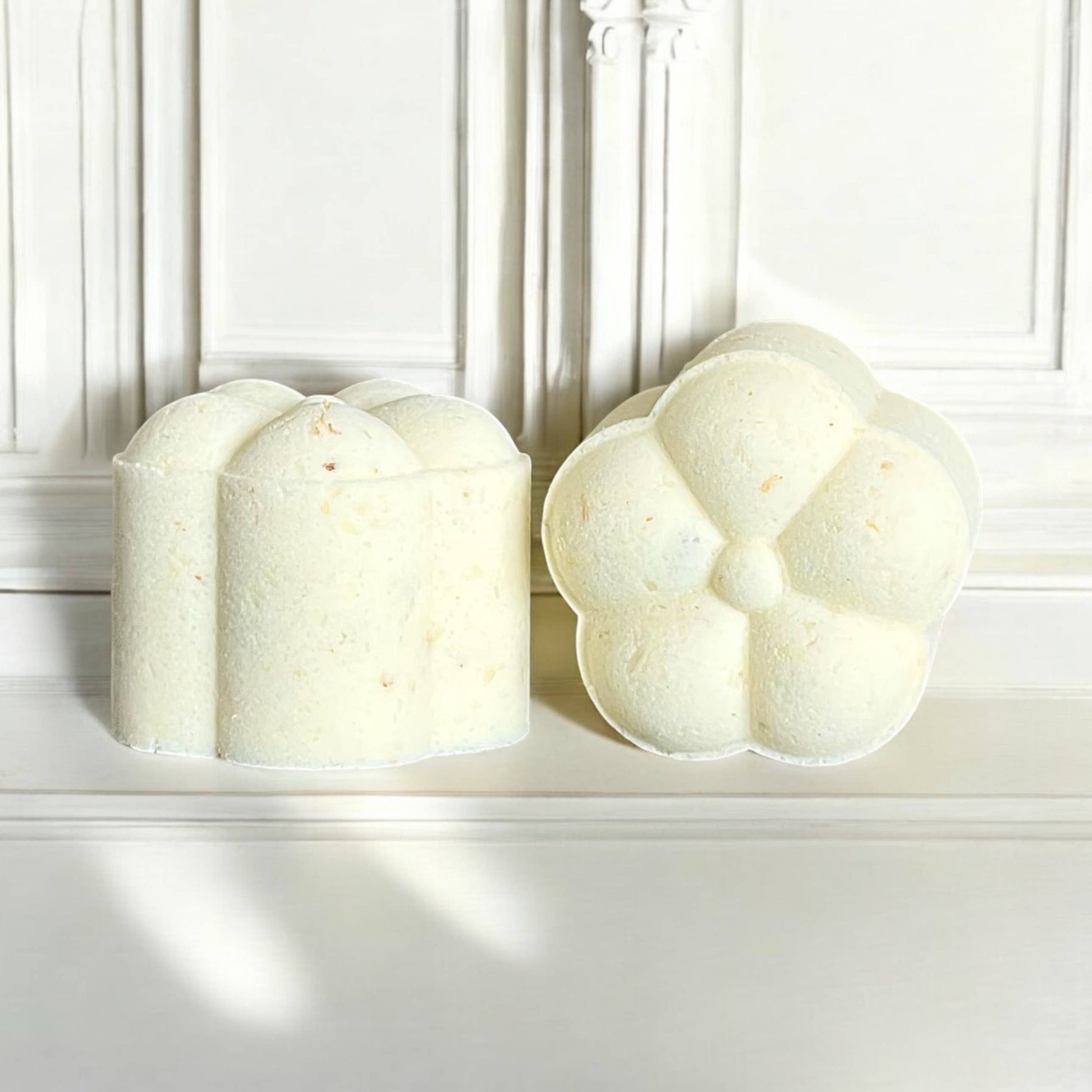 Gracie & Co. 1942 - ( individual) Aromatherapy Coconut Milk Magnesium Bath Bomb: Orange Patchouli