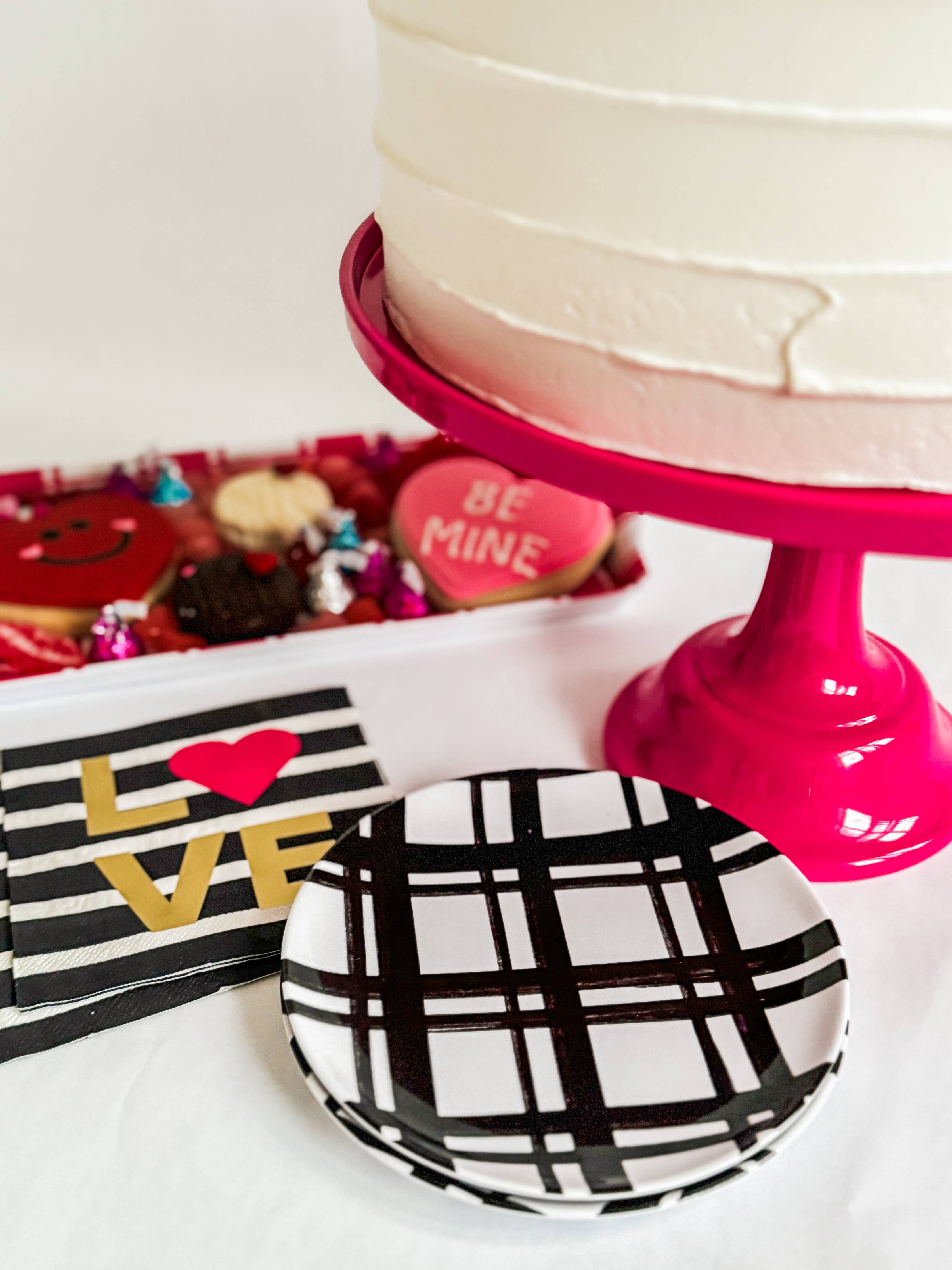 Sprinkles & Confetti Party Supplies - Hot Pink Melamine Cake Stand | Cupcake Stand
