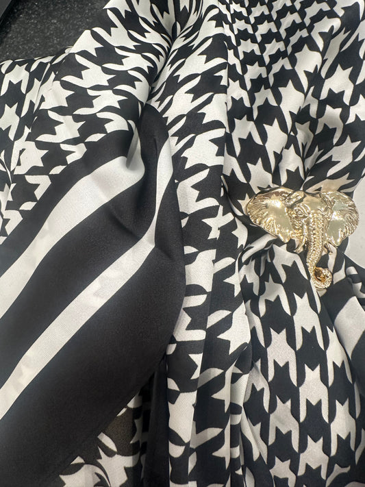 The Houndstooth Mini Scarf