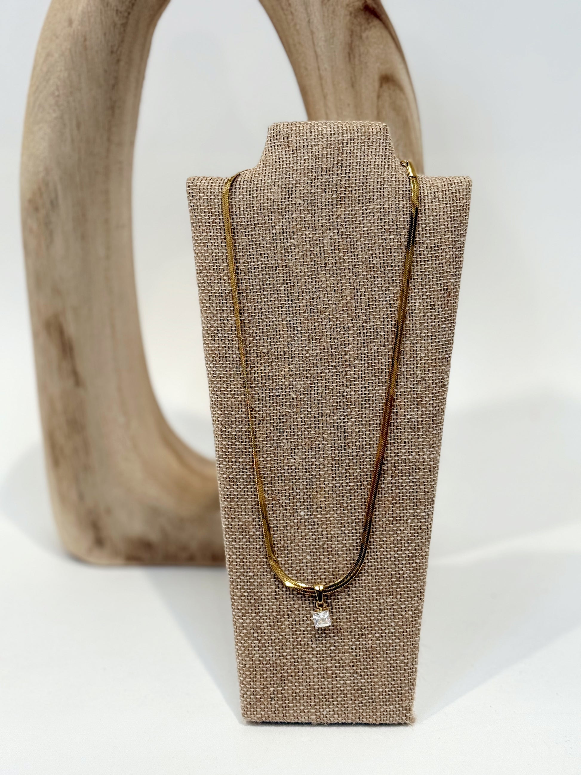 Blanc Snake Chain Necklace