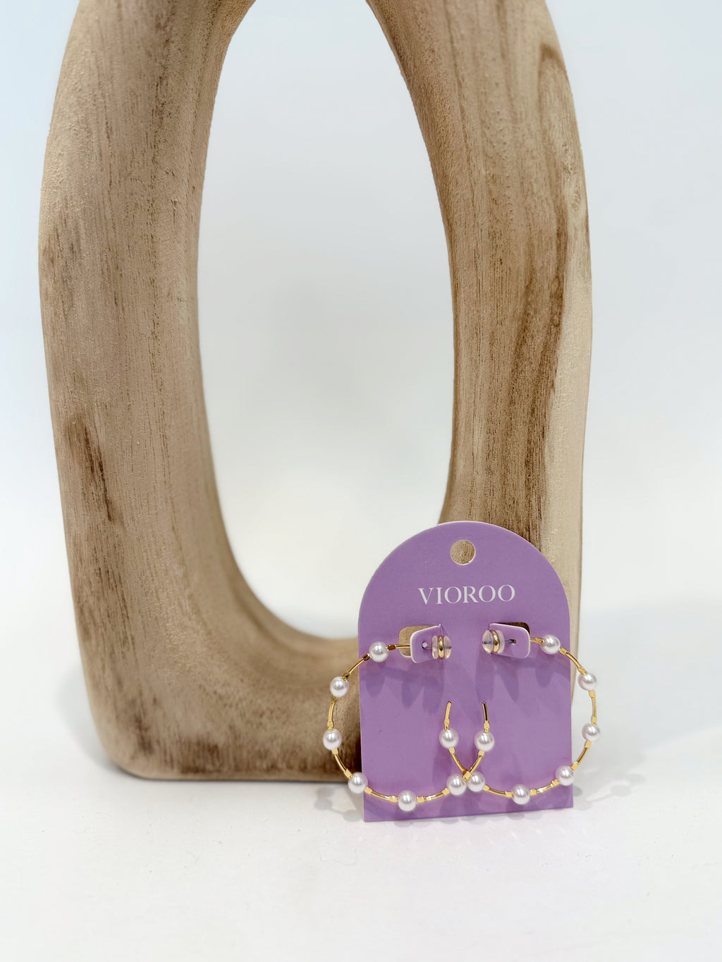 VIOROO Spaced Pearl Hoop Earring