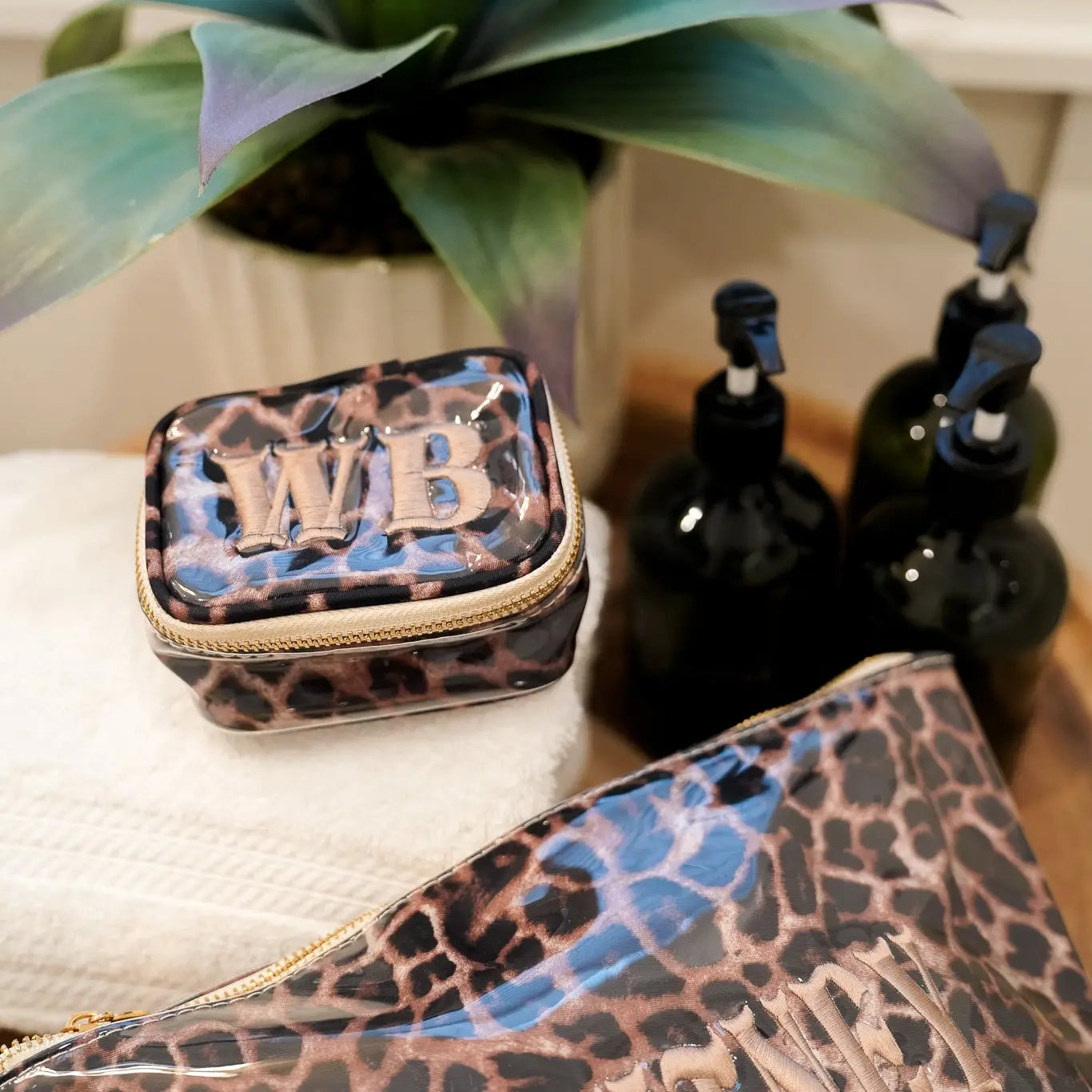 Kenz Kustomz - Leopard Custom Jewelry Case