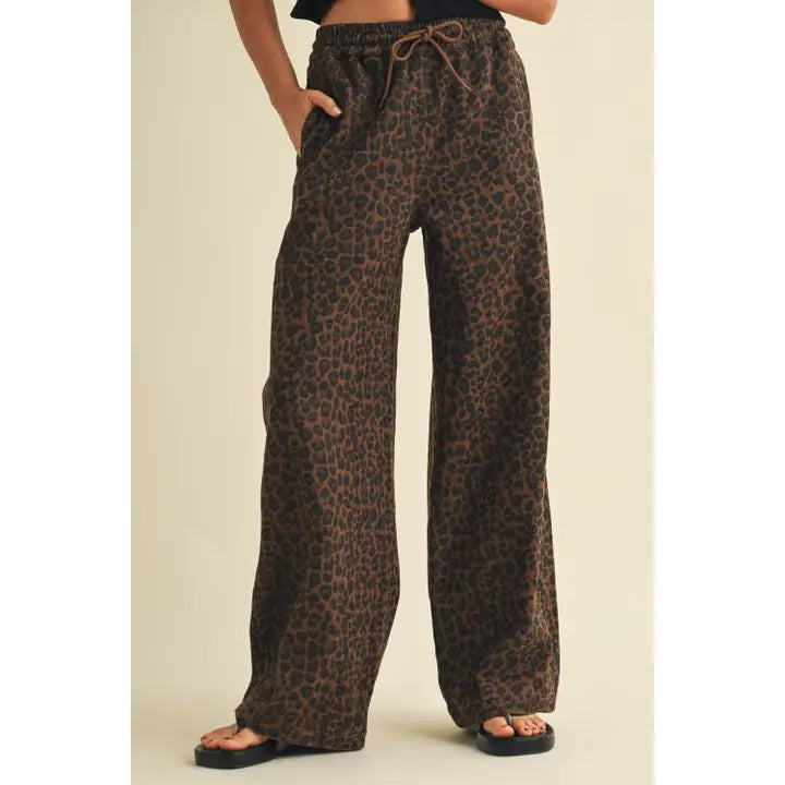 The Savannah Wide Leg Jeans