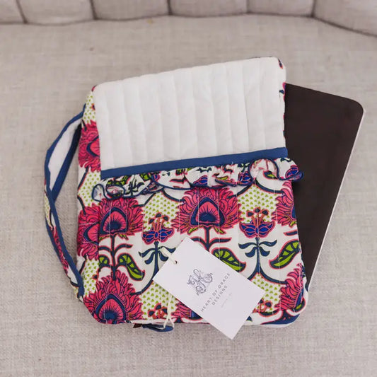 Primrose Luxe Quilted Scalloped Bible Cover