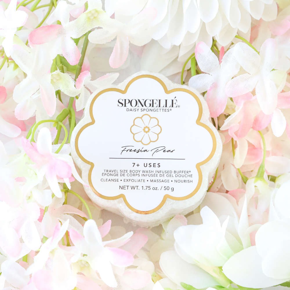 Spongellé - Freesia Pear Daisy Spongette  | Gifts 
