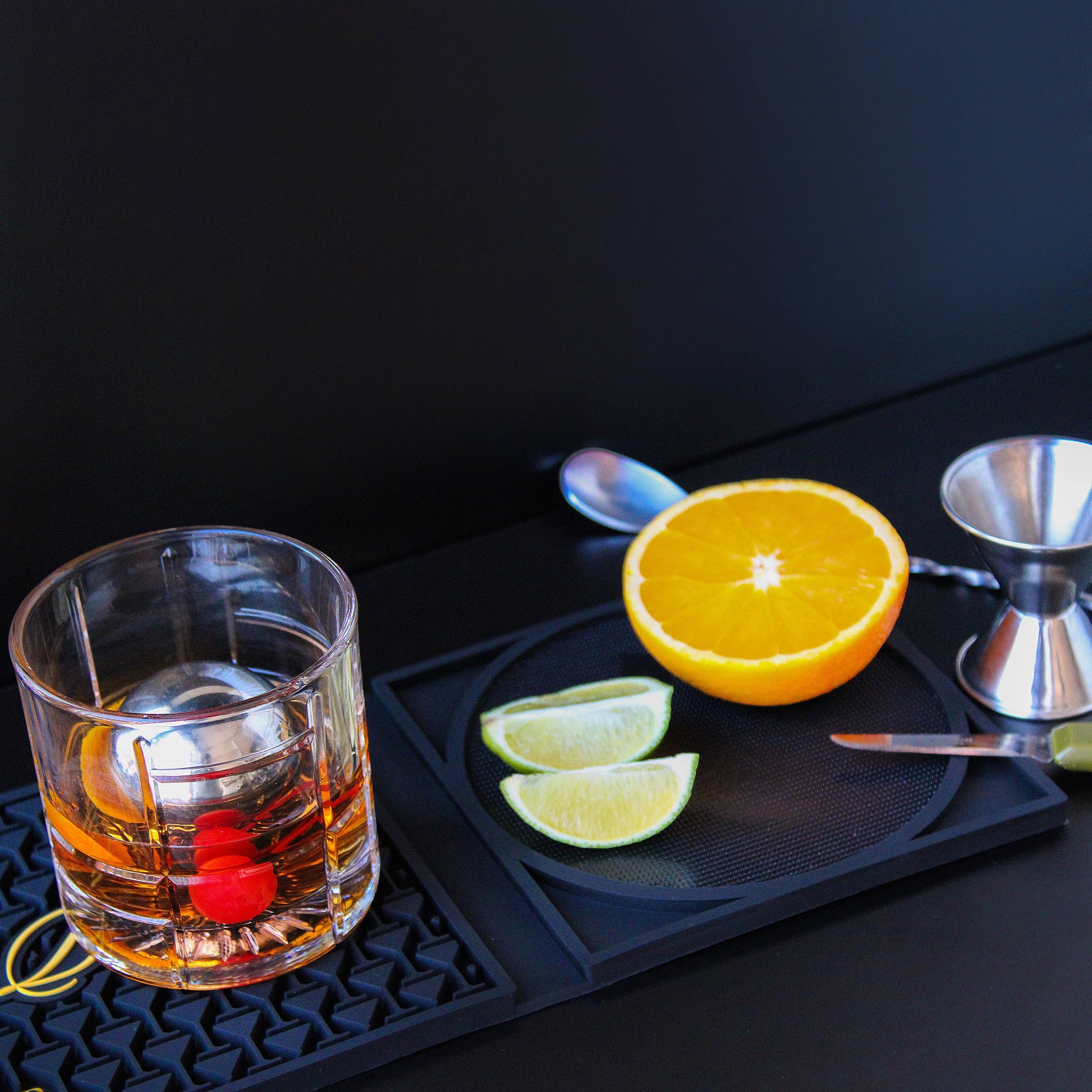 NOBLESIP - Whiskey INNOVATIVE Chilling Ice Balls Set, Father's Day gift