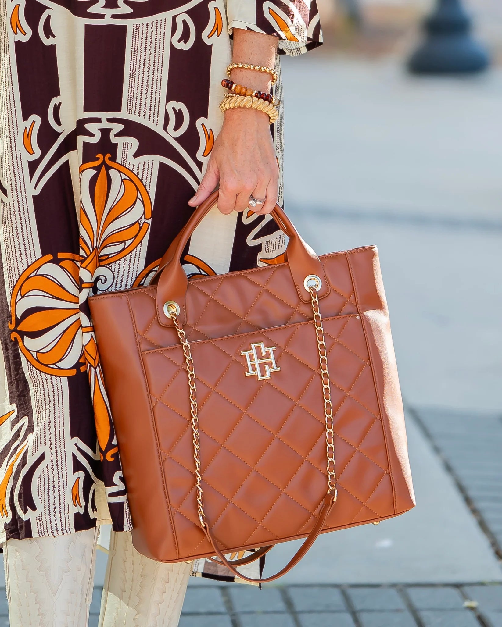 Caroline Hill - Kinzley Tote Saddle LD